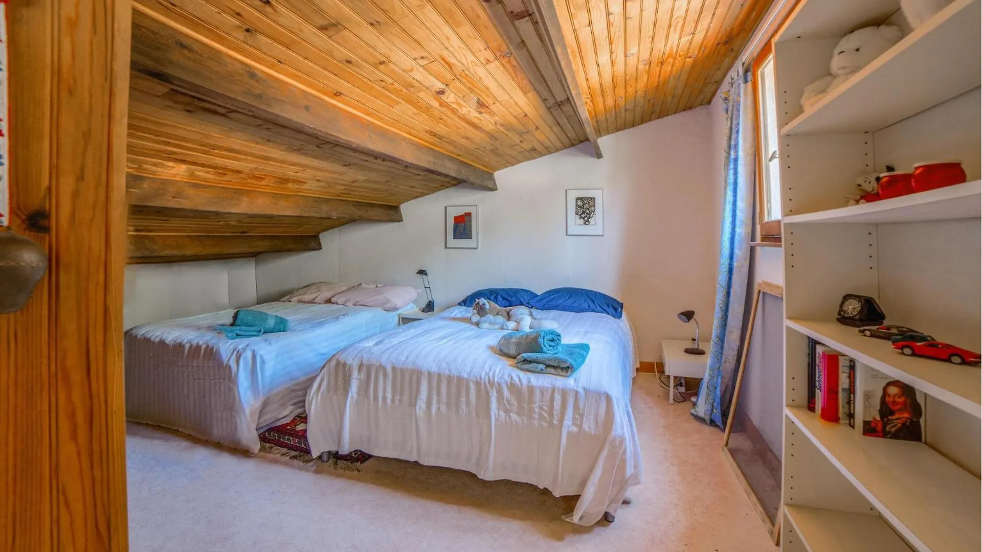 4 Bedroom Pet Friendly Home In Besse-Sur-Issole