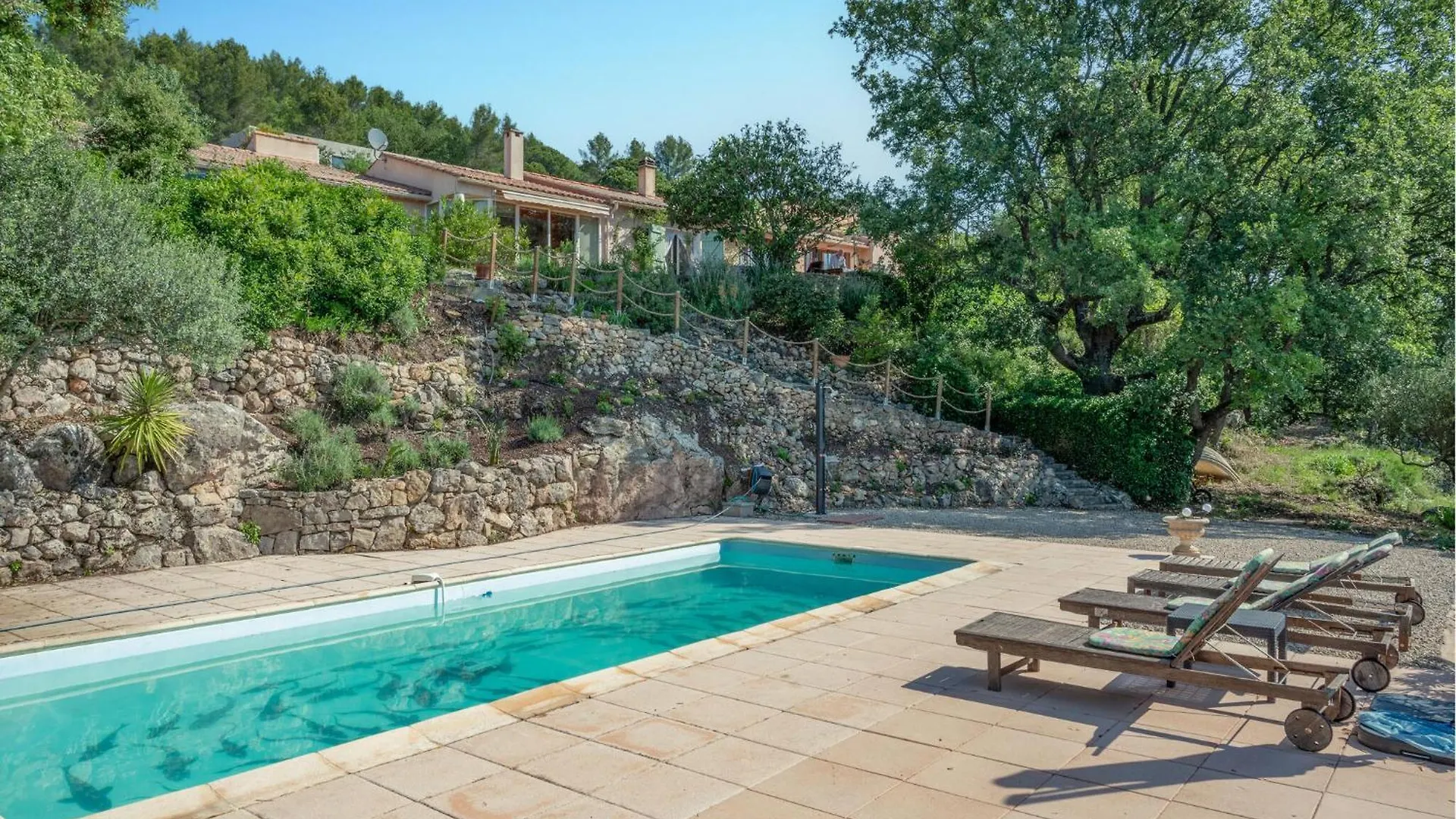 Semesterbostad 4 Bedroom Pet Friendly Home In Besse-Sur-Issole
